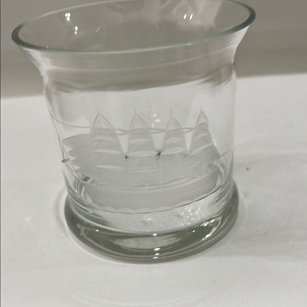 Clear Glass Tumbler Etched Sailboat Design 16 Oz 3 3/4 In Tall 3 3/4 In Round